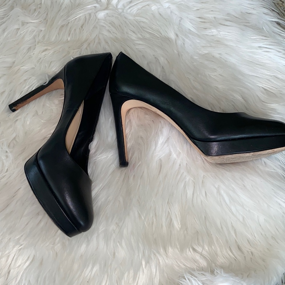 - ANTONIO MELANI ORDIN BLACK LEATHER HEELS💙